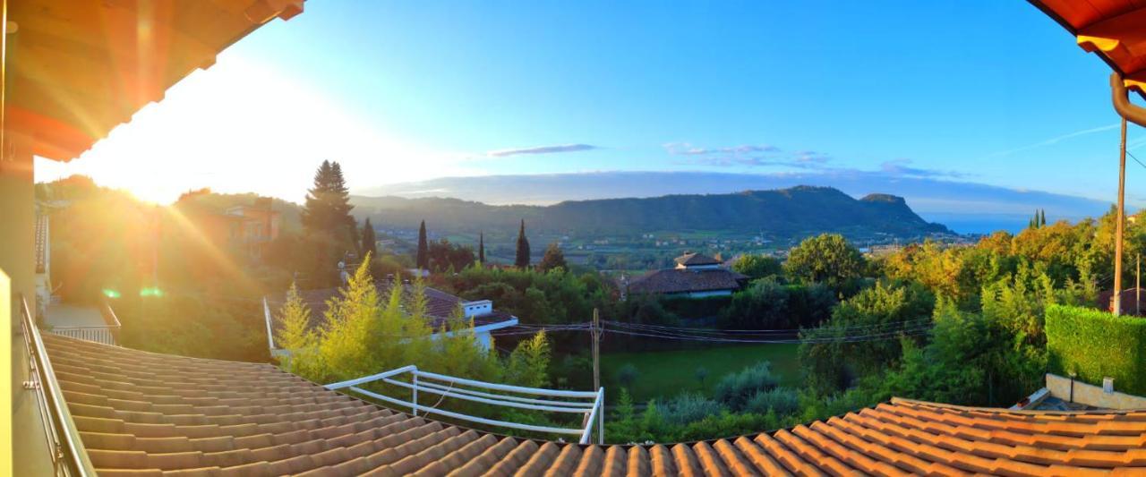B&B Il Riccio Costermano Bagian luar foto